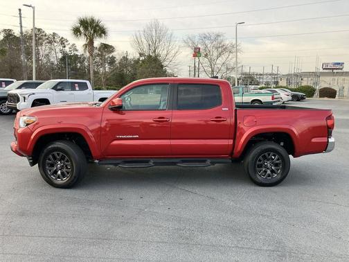 2022 Toyota Tacoma SR5