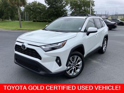 2025 Toyota RAV4 XLE Premium