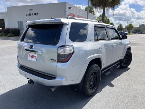 2022 Toyota 4Runner SR5