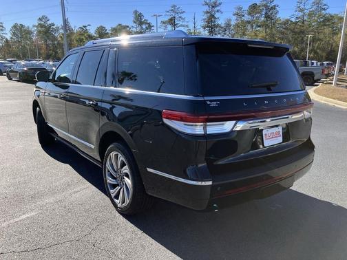 2022 Lincoln Navigator Reserve