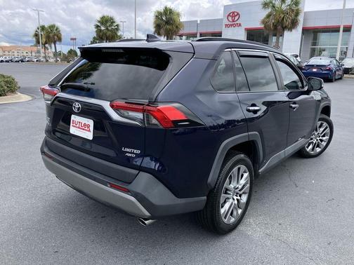 2022 Toyota RAV4 Limited