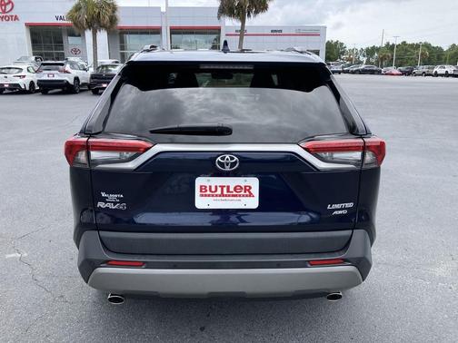2022 Toyota RAV4 Limited