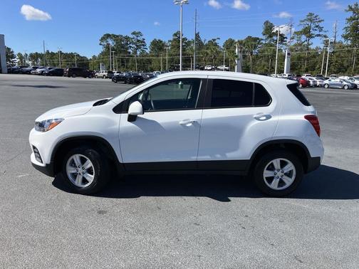 2022 Chevrolet Trax LS