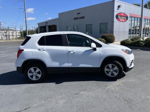 2022 Chevrolet Trax LS