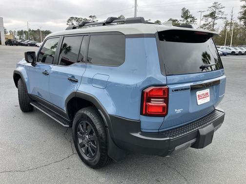 2024 Toyota Land Cruiser Base