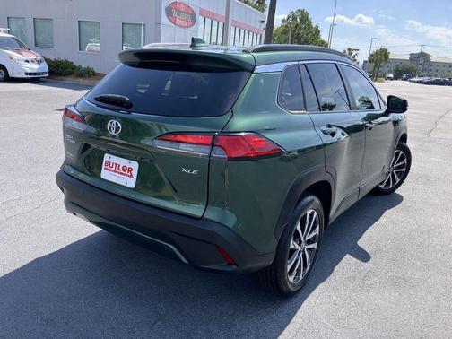 Green (Cypress) 2022 Toyota Corolla Cross XLE