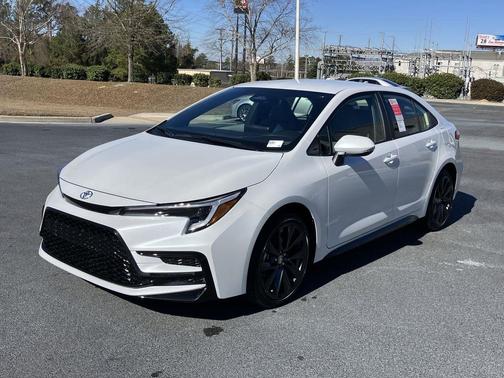 2026 Toyota Corolla Hybrid SE