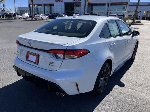 2026 Toyota Corolla Hybrid SE