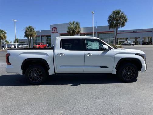 2025 Toyota Tundra Hybrid Platinum