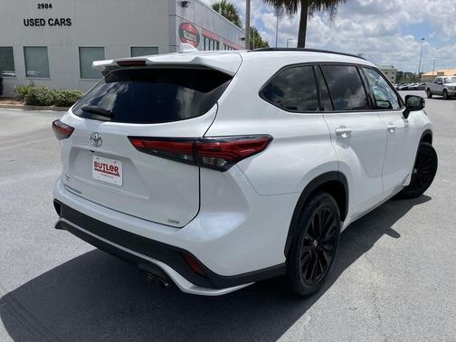 2023 Toyota Highlander XSE