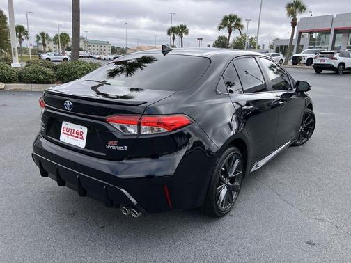 2023 Toyota Corolla Hybrid SE