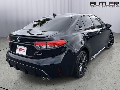 2023 Toyota Corolla Hybrid SE