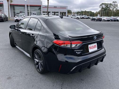 2023 Toyota Corolla Hybrid SE