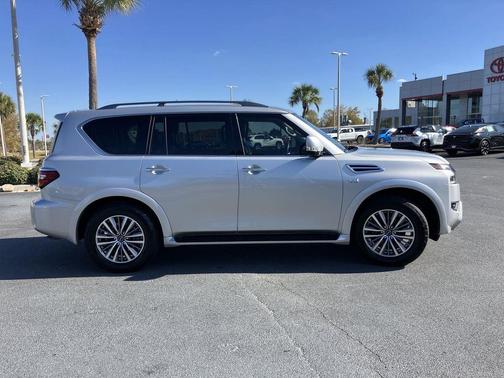 2022 Nissan Armada SV 2WD