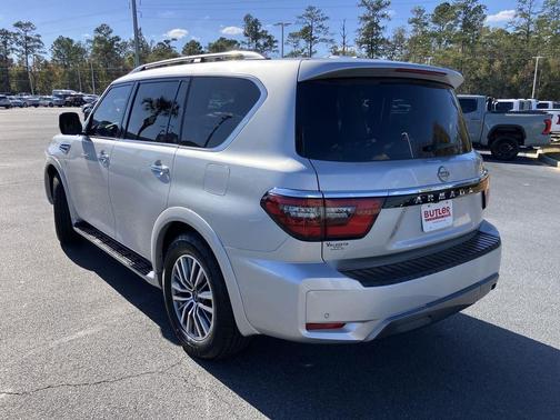 2022 Nissan Armada SV 2WD