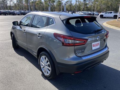 2022 Nissan Rogue Sport S