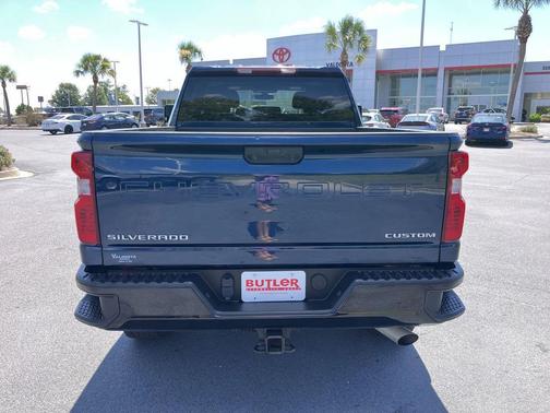 2022 Chevrolet Silverado 2500 Custom