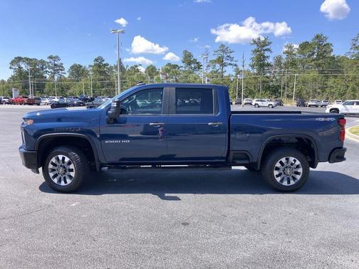 2022 Chevrolet Silverado 2500 Custom