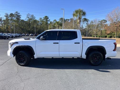 2022 Toyota Tundra Hybrid TRD Pro
