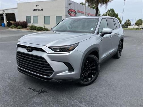 2025 Toyota Highlander LE