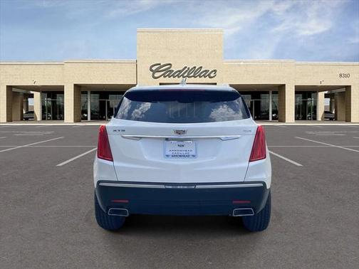 2017 Cadillac XT5 Base