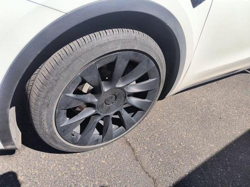 Pearl White Multi-Coat 2021 Tesla Model Y Performance Dual Motor All-Wheel Drive