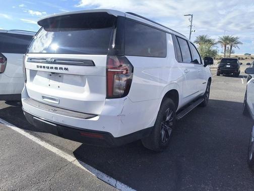 2023 Chevrolet Suburban 4WD Z71