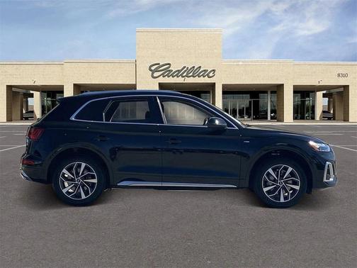 2022 Audi Q5 45 S line Premium Plus