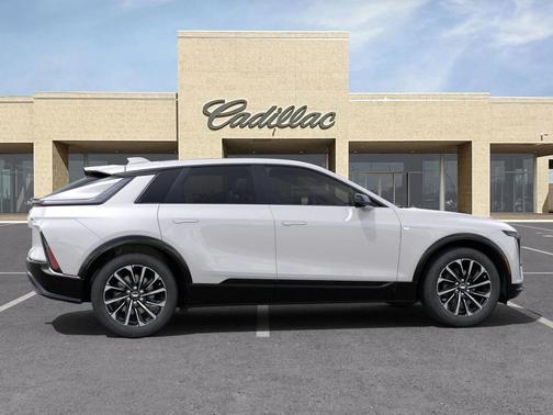 2025 Cadillac LYRIQ Sport