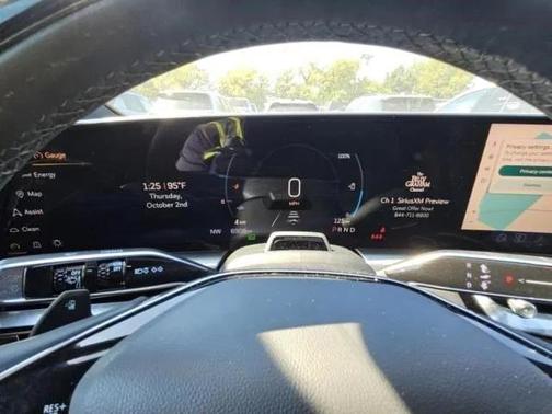 2024 Cadillac LYRIQ Sport