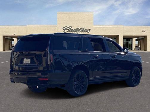 2022 Cadillac Escalade ESV Sport