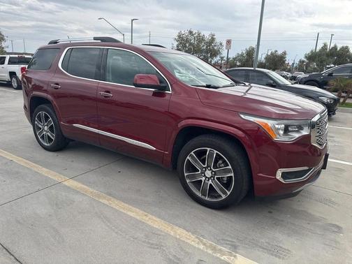 2017 GMC Acadia Denali