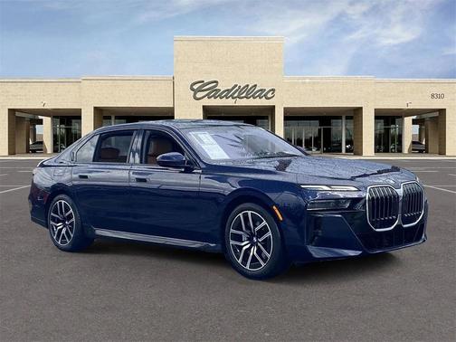 2023 BMW 740 i