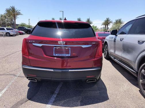 Red Horizon Tintcoat 2019 Cadillac XT5 Luxury