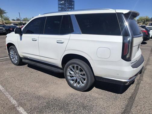 Crystal White Tricoat 2021 Cadillac Escalade Premium Luxury