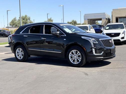 Stellar Black Metallic 2023 Cadillac XT5 Luxury