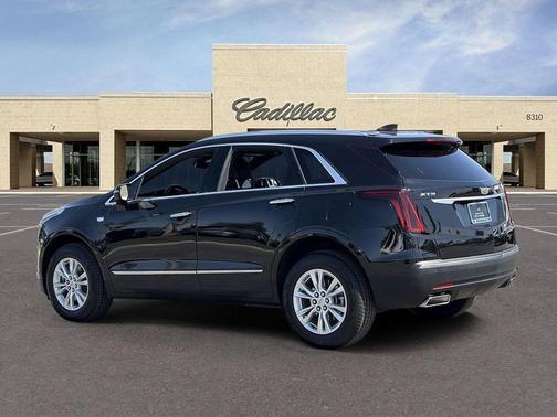 Stellar Black Metallic 2023 Cadillac XT5 Luxury