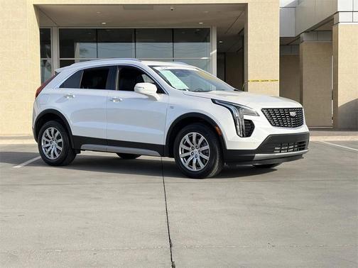 2023 Cadillac XT4 Premium Luxury