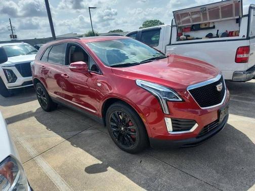 2022 Cadillac XT5 Sport