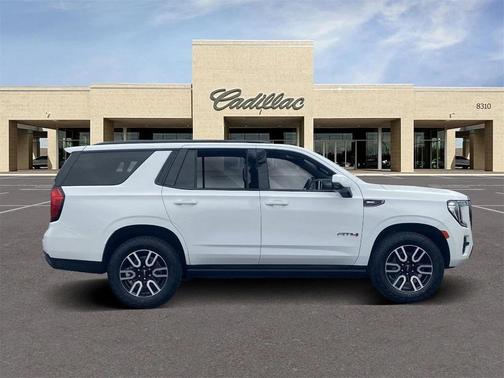 2024 GMC Yukon 4WD AT4