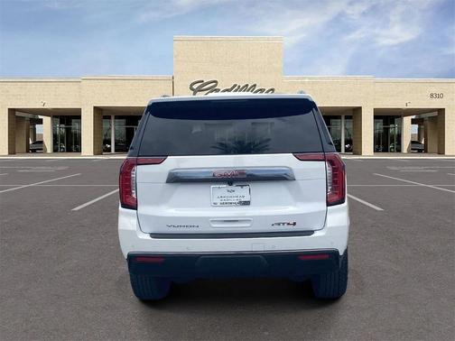 2024 GMC Yukon 4WD AT4