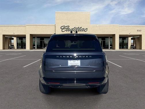 2024 Land Rover Range Rover P530 SE