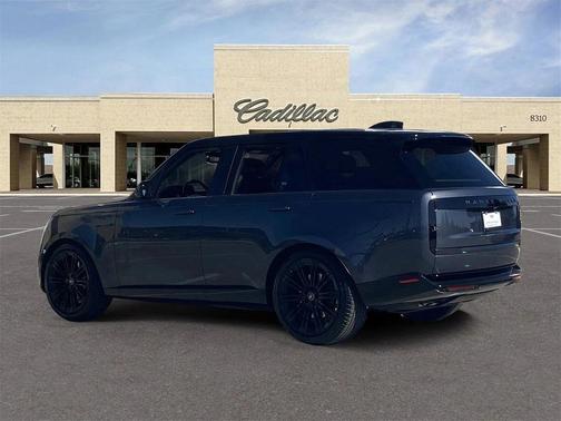 2024 Land Rover Range Rover P530 SE
