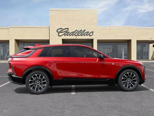 2025 Cadillac LYRIQ Sport