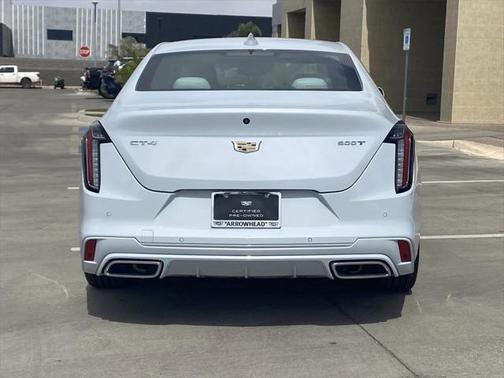 2022 Cadillac CT4 Premium Luxury