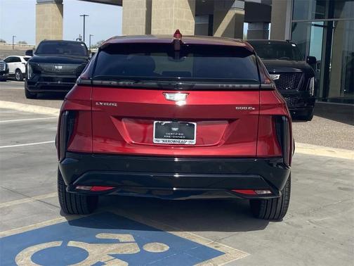 2024 Cadillac LYRIQ Sport