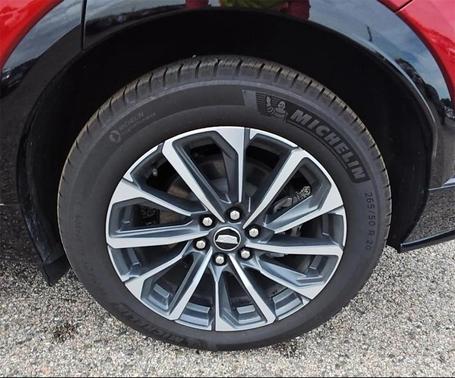 2024 Cadillac LYRIQ Sport