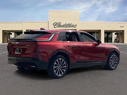 2024 Cadillac LYRIQ Sport