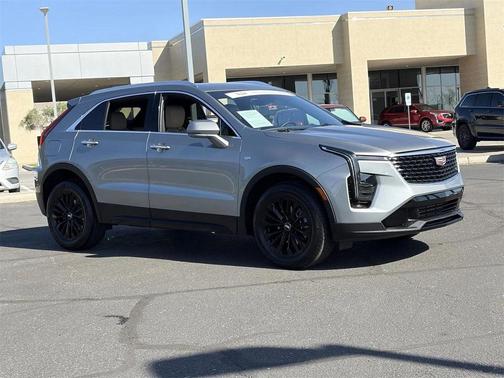 2025 Cadillac XT4 Premium Luxury