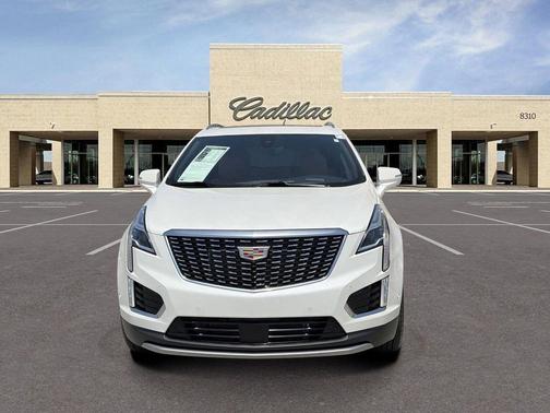 Crystal White Tricoat 2021 Cadillac XT5 Premium Luxury